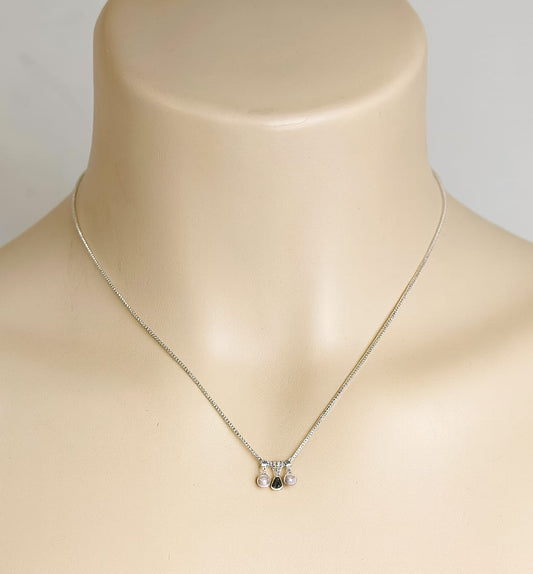 COLAR C/ 2 PÉROLAS PEQUENAS E 1 ZIRCONIA